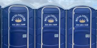 Best Portable Restroom Maintenance and Cleaning  in Highland Park, MI